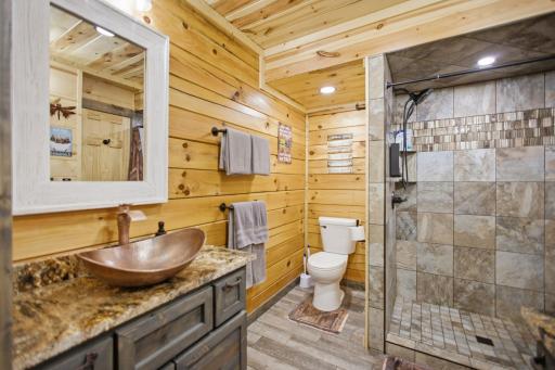 13-web-or-mls-29917-n-bay-dr.jpg