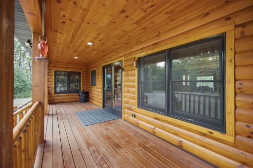 40-web-or-mls-29917-n-bay-dr.jpg
