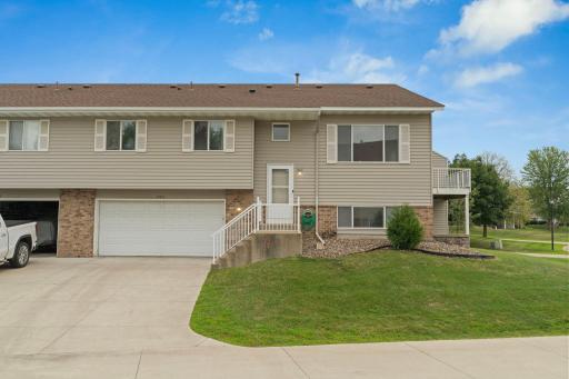 Photo for 15831 Gooseberry Way, Apple Valley, MN 55124 - listing #7127862 15831 Gooseberry Way, Apple Valley, MN 55124