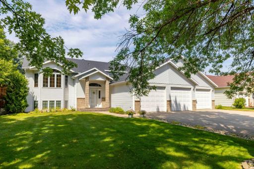 811 4th Avenue NE, Barnesville, MN 56514