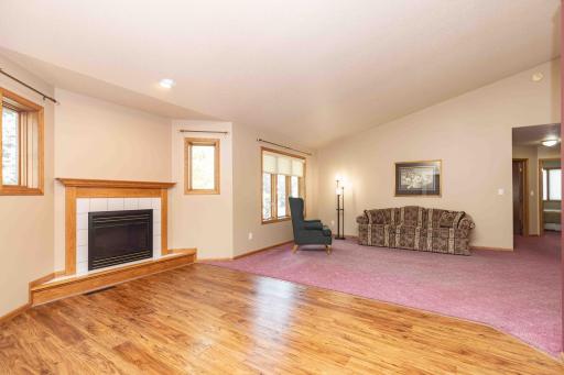 811 4th Ave NE Barnesville-28.jpeg