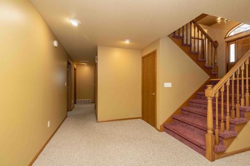 811 4th Ave NE Barnesville-50.jpeg