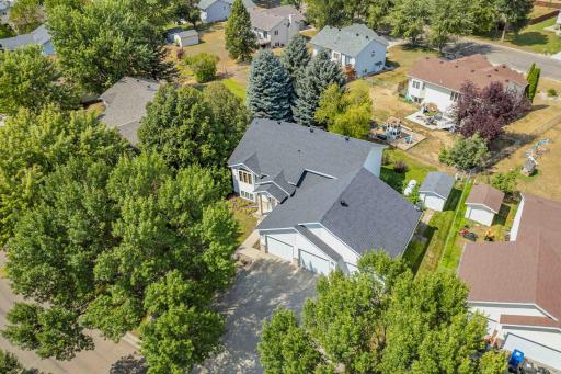 811 4th Ave NE Barnesville-12.jpeg