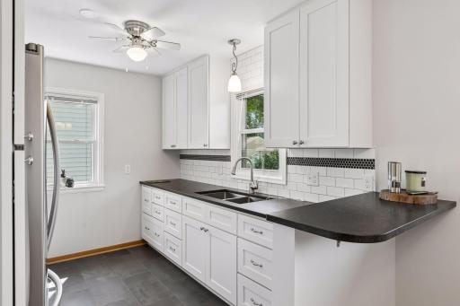Quartz counter tops