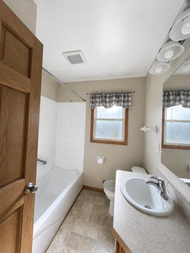 11219 Bittersweet Street NW, Coon Rapids, MN 55433