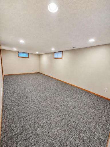 11219 Bittersweet Street NW, Coon Rapids, MN 55433