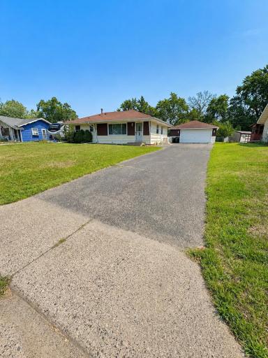 11219 Bittersweet Street NW, Coon Rapids, MN 55433