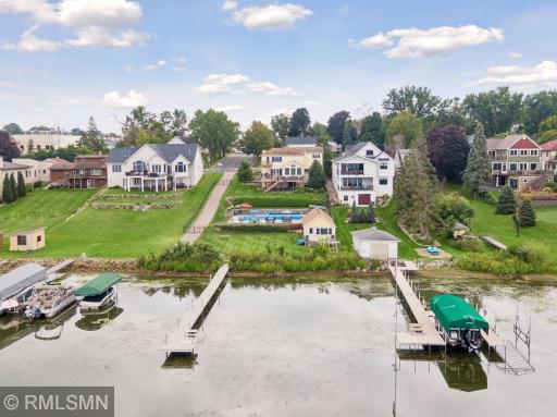 300 W Lake Street, Waconia, MN 55387