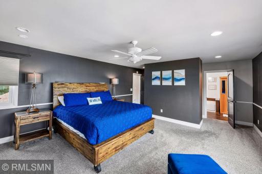 300 W Lake Street, Waconia, MN 55387