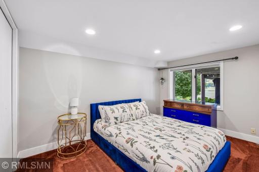 300 W Lake Street, Waconia, MN 55387