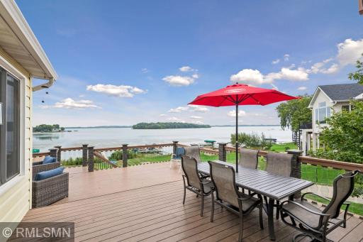 300 W Lake Street, Waconia, MN 55387