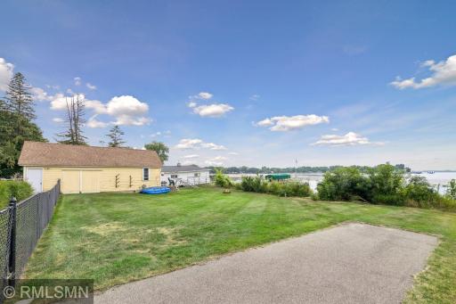300 W Lake Street, Waconia, MN 55387