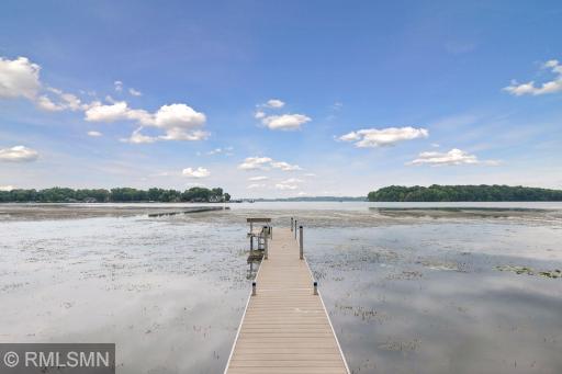 300 W Lake Street, Waconia, MN 55387