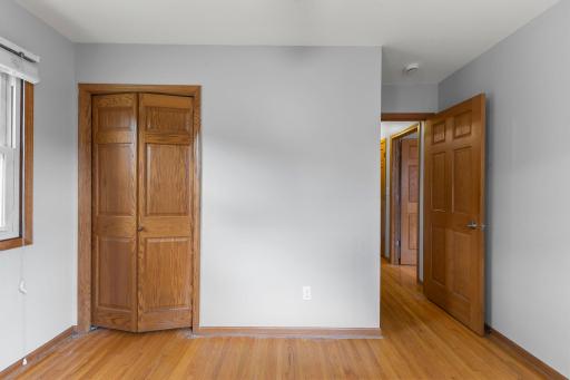 35-web-or-mls-3684 Prairie Rd-239.jpg