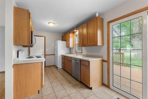 18-web-or-mls-3684 Prairie Rd-119.jpg