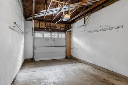 49-web-or-mls-3684 Prairie Rd-169.jpg