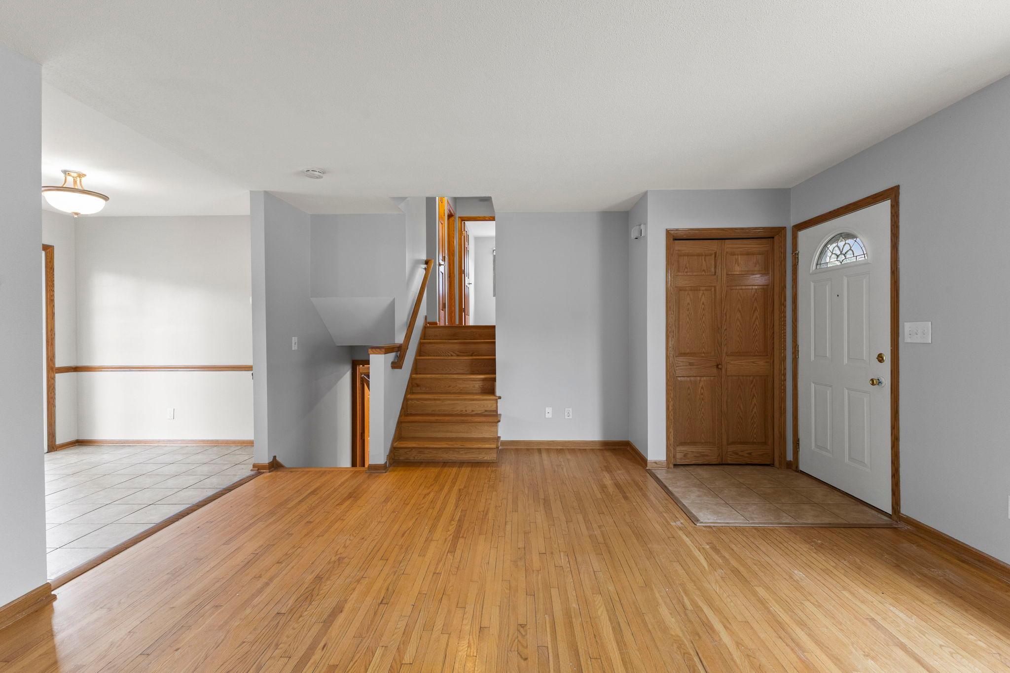 15-web-or-mls-3684 Prairie Rd-104.jpg