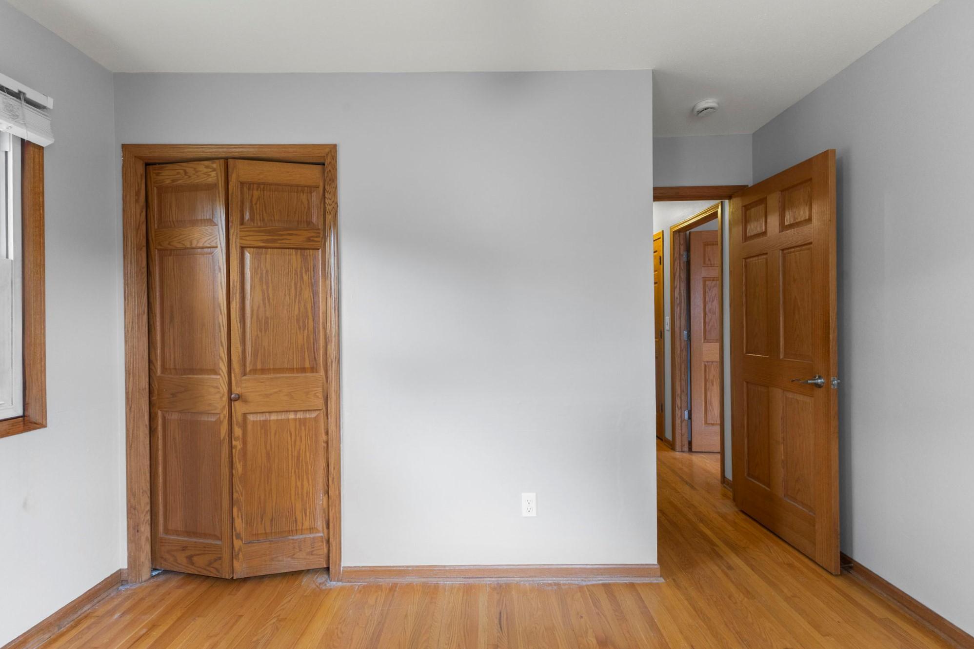 35-web-or-mls-3684 Prairie Rd-239.jpg