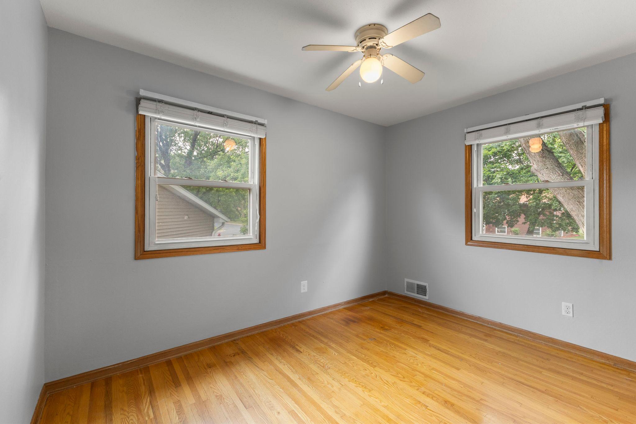34-web-or-mls-3684 Prairie Rd-234.jpg