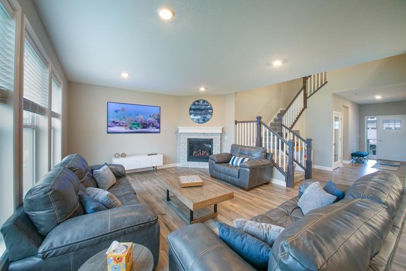 800x533_100_1787334115648_living_room.jpeg