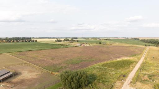 3381 119th Avenue SE, Valley City, ND 58072