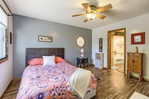 4190 White Bear Parkway, 1207, White Bear Lake, MN 55110