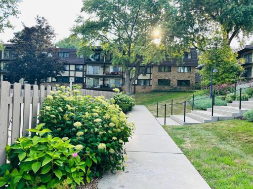 205 Barry Avenue S, 306, Wayzata, MN 55391