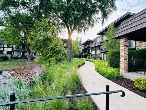 Photo for 205 Barry Avenue S, 306, Wayzata, MN 55391 - listing #7127956 205 Barry Avenue S, 306, Wayzata, MN 55391