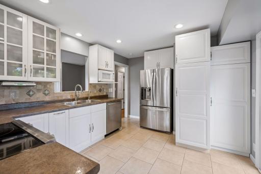 7611 Kiowa Avenue, Chanhassen, MN 55317