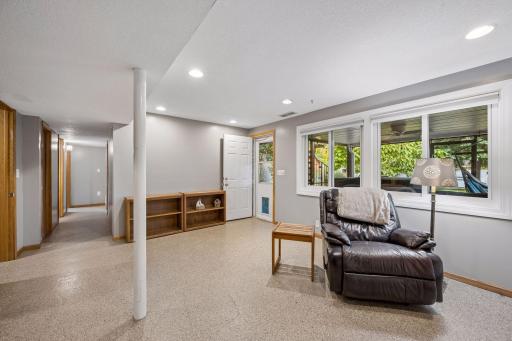 7611 Kiowa Avenue, Chanhassen, MN 55317