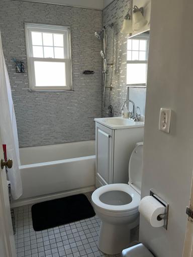Main Level Full Bath