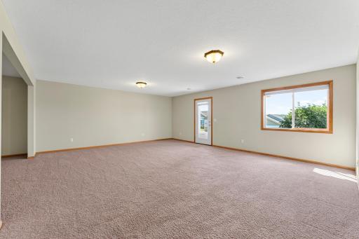 4528 Prairie View Place NW, Rochester, MN 55901