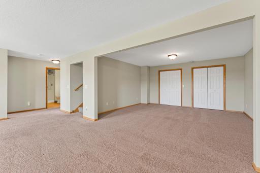 4528 Prairie View Place NW, Rochester, MN 55901