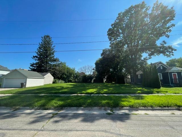 Property photo for 607 6th Avenue NW, Austin, MN 55912