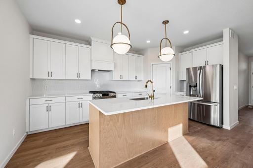 Beautiful finishes give it the kitchen the perfect touch.