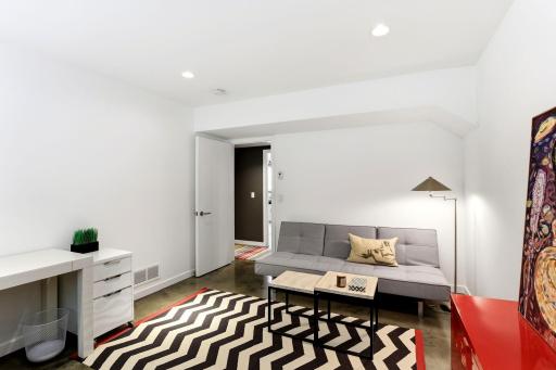 71-web-or-mls-20650-Bayview-Ct-71.jpg