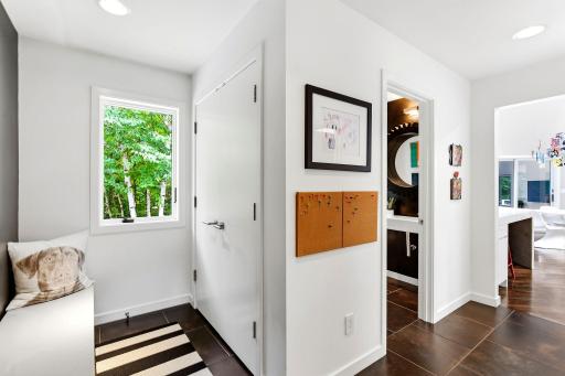 32-web-or-mls-20650-Bayview-Ct-32.jpg