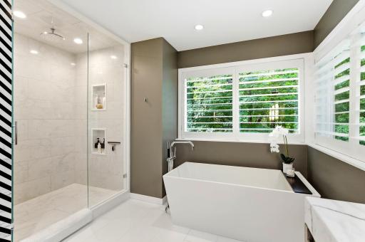 46-web-or-mls-20650-Bayview-Ct-46.jpg