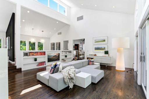13-web-or-mls-20650-Bayview-Ct-13.jpg