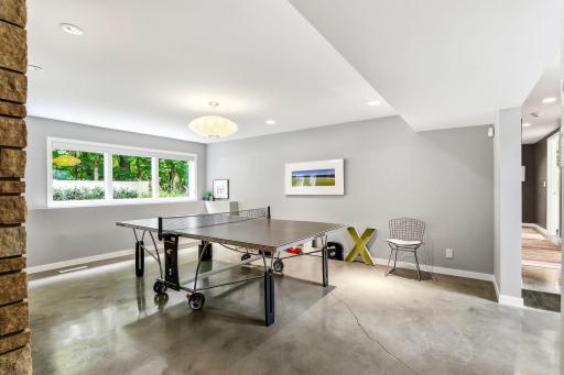 56-web-or-mls-20650-Bayview-Ct-56.jpg