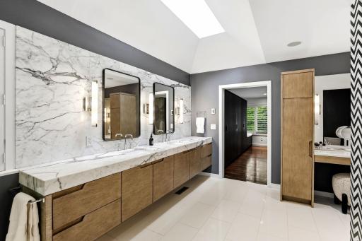 47-web-or-mls-20650-Bayview-Ct-47.jpg