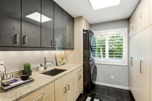 30-web-or-mls-20650-Bayview-Ct-30.jpg