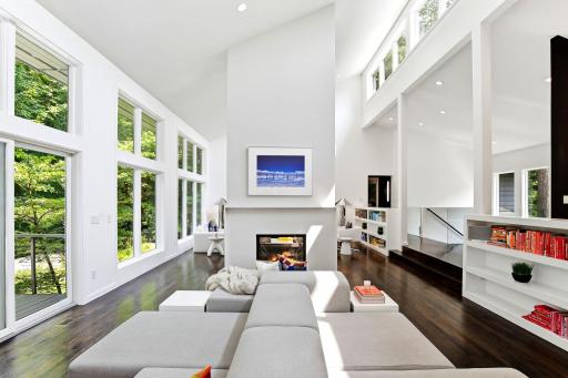 14-web-or-mls-20650-Bayview-Ct-14.jpg