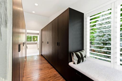 42-web-or-mls-20650-Bayview-Ct-42.jpg