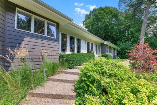 5-web-or-mls-20650-Bayview-Ct-05.jpg