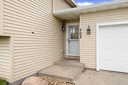 703 25th Avenue NW, Austin, MN 55912