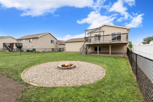 703 25th Avenue NW, Austin, MN 55912