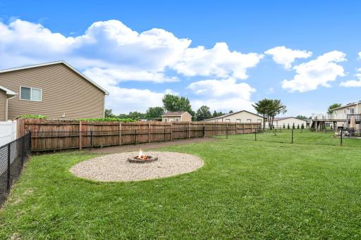 703 25th Avenue NW, Austin, MN 55912