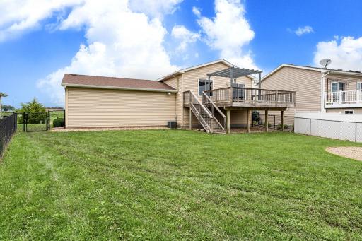 703 25th Avenue NW, Austin, MN 55912