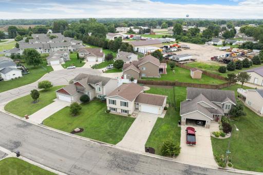 703 25th Avenue NW, Austin, MN 55912